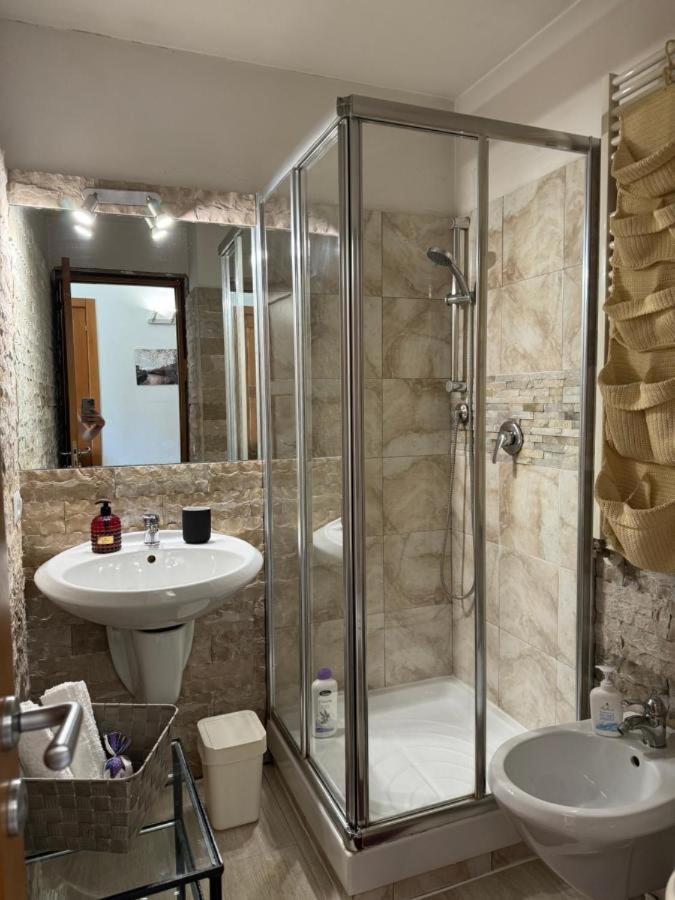 Отель Mila House Рим Экстерьер фото